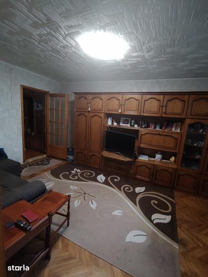 Apartament cu 3 camere în Grădiște