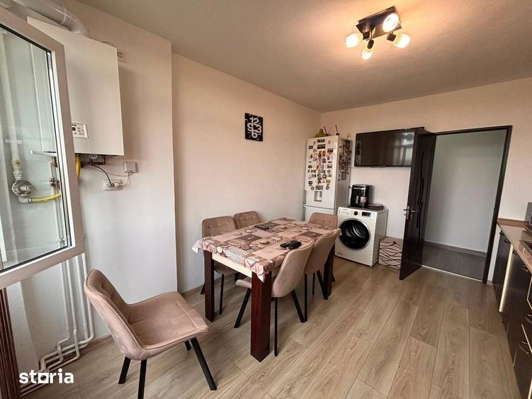 Apartament cu 3 camere decomandat în Trei Stejari