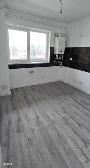 Apartament cu 3 camere decomandat în Frumoasa