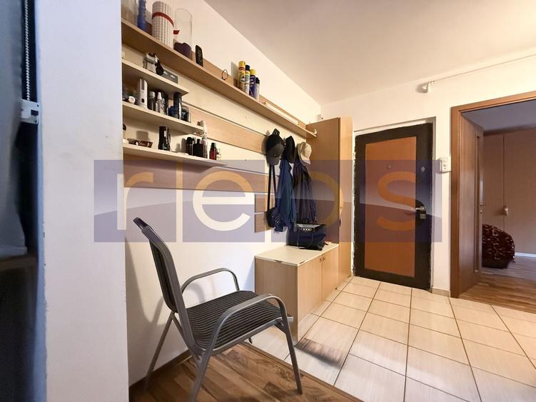 Apartament cu 2 camere decomandat, mobilat în Titan