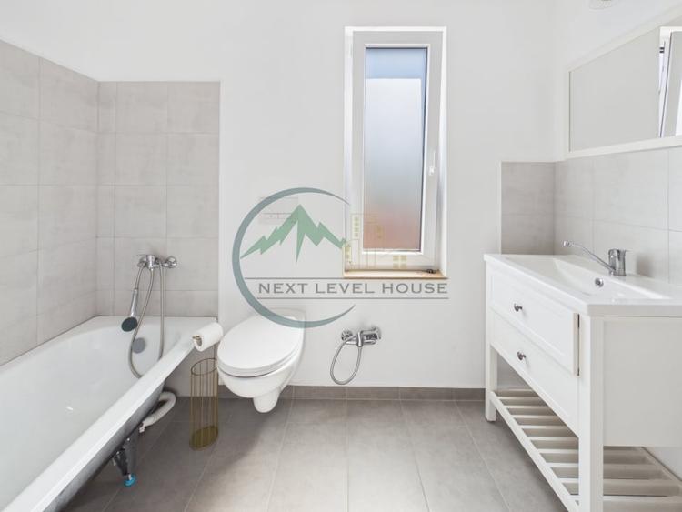 Apartament cu 3 camere decomandat în Sânpetru