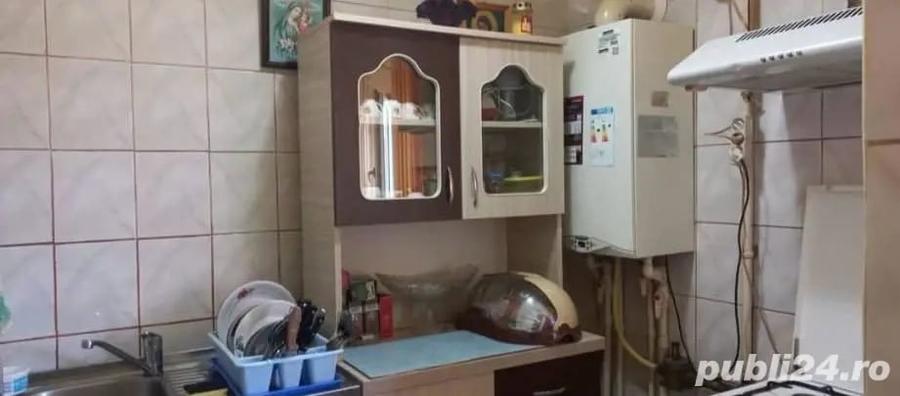 Garsonieră decomandată în Central