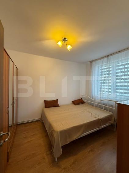 Apartament cu 2 camere semidecomandat, mobilat în Central