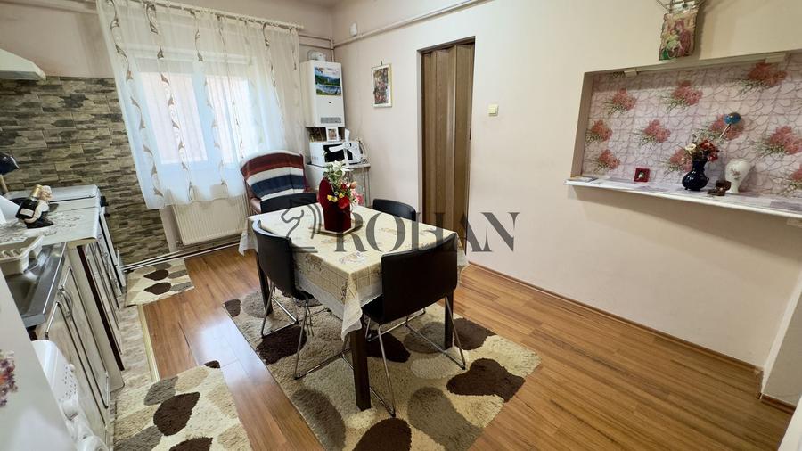 Apartament 3 camere, 70 mp total, loc de parcare, Str. Vânătorilor - 6
