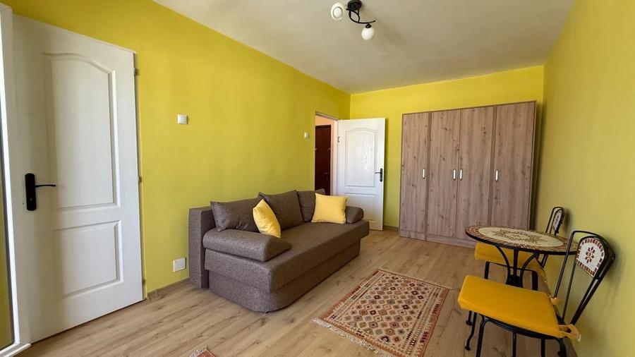 Oportunitate rara–garsoniera langa Spitalul de Recuperare, str.L.Pasteur, balcon - 5
