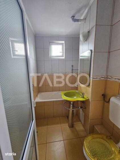 Apartament cu 2 camere decomandat, mobilat în Central