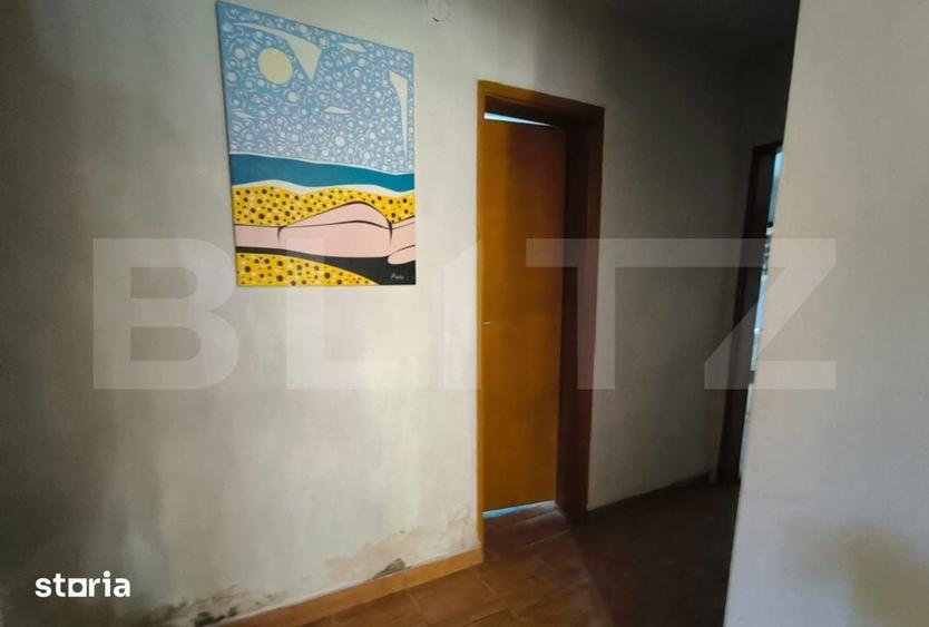 Casă cu 3 camere cu Teren 559 Mp în Romanești