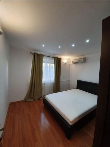 Apartament cu 3 camere decomandat în Brâncoveanu