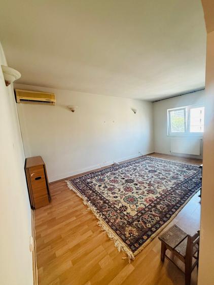 Apartament cu 3 camere decomandat, mobilat în Păcurari