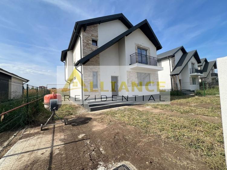 Vila de vanzare-4 camere-2 bai-Teren 350 MP - 1
