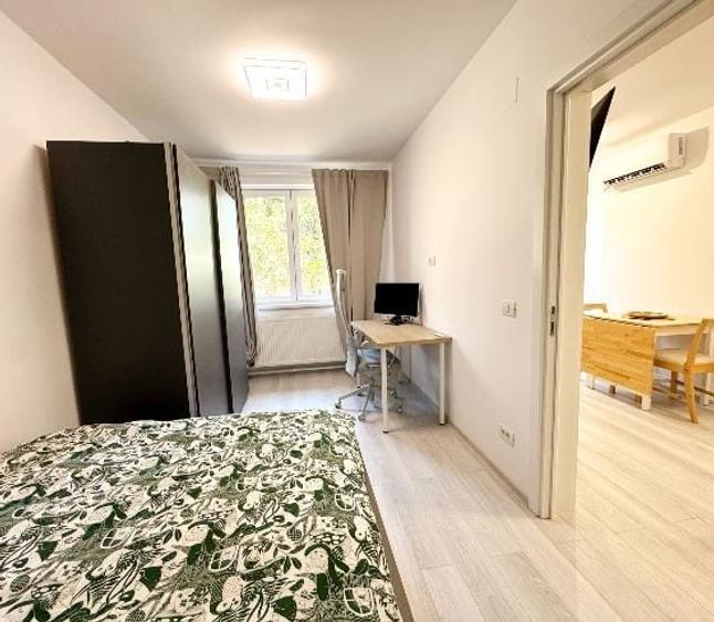 Apartament cu 2 camere semidecomandat, mobilat în Eroii Revoluției