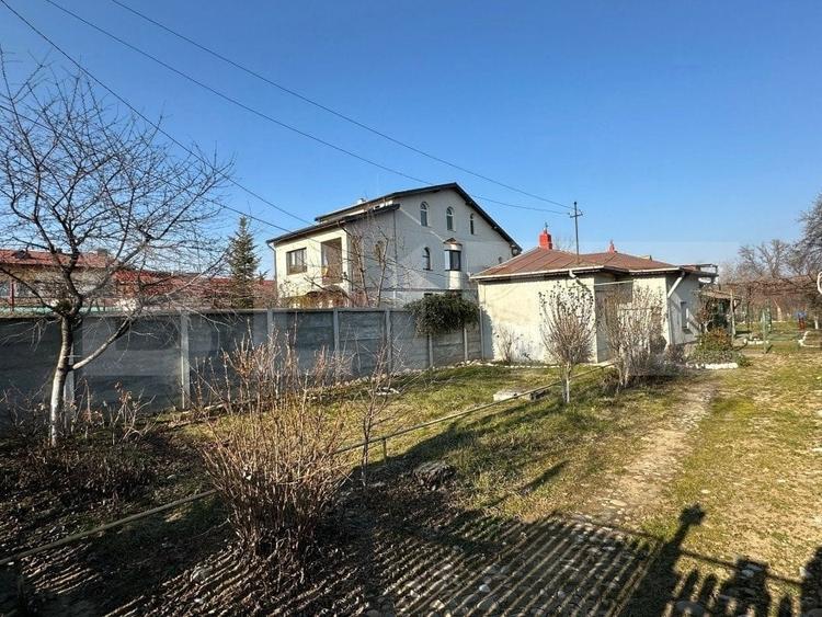 Casa Calea Domneasca 70mp, teren 350mp - 1