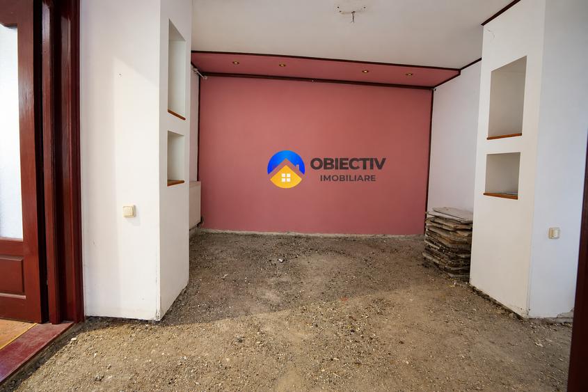 Apartament cu 4 camere semidecomandat în Mărăței