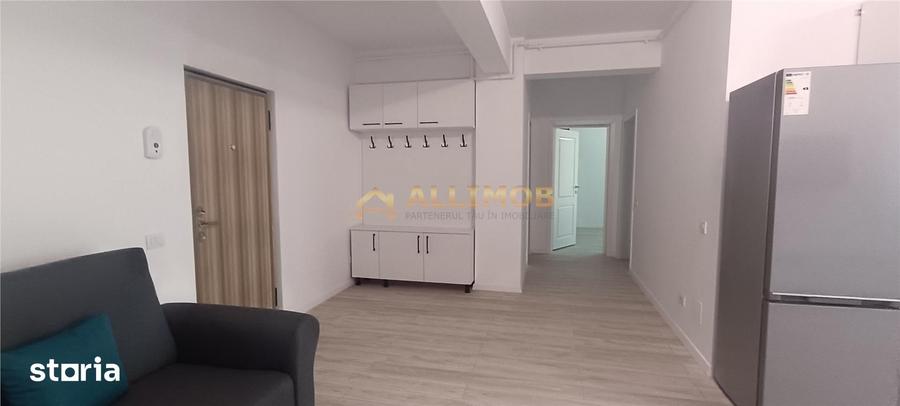 Apartament cu 3 camere, mobilat în 9 Mai