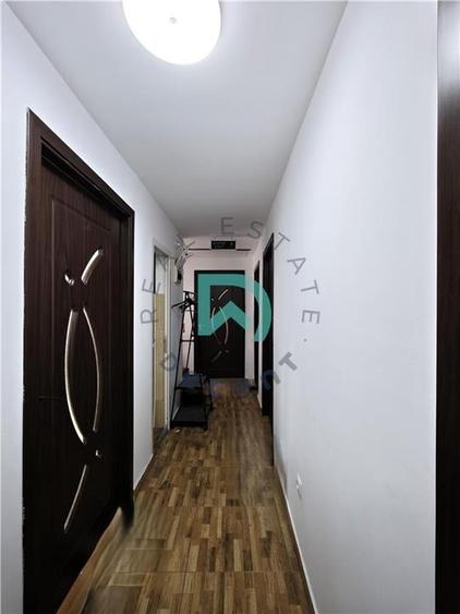 Casă individuală cu 10 camere cu Canalizare în Brașovul Vechi