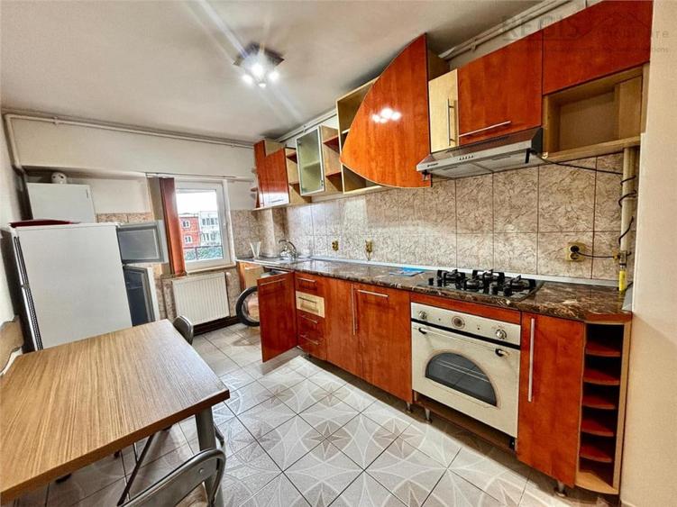 Apartament cu 2 camere decomandat în Gării