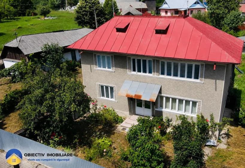 Casă cu Teren 3085 Mp în Crăcăoani