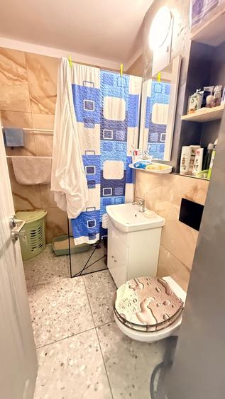 Apartament cu 2 camere semidecomandat în Săsar