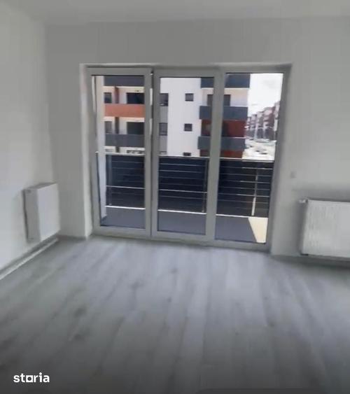 Apartament de inchiriat nemobilat zona Avantgarden - 1
