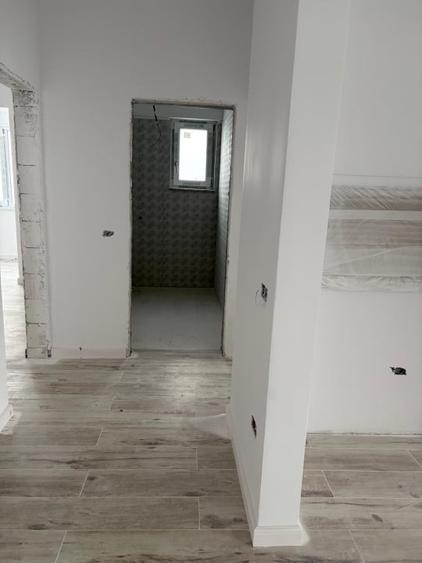 Apartament cu 3 camere decomandat în Exterior Nord