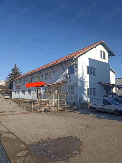 Spațiu comercial, de 1,110 mp, în Central