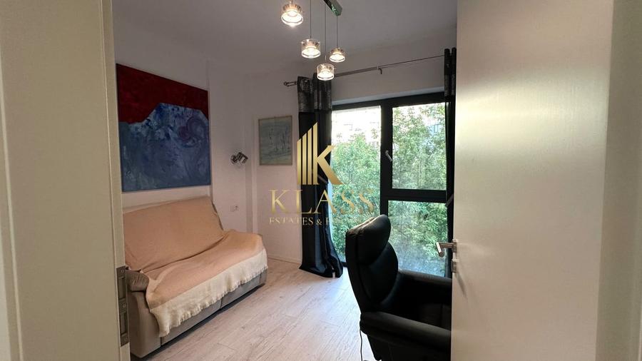 Apartament cu 3 camere semidecomandat, mobilat în Cotroceni