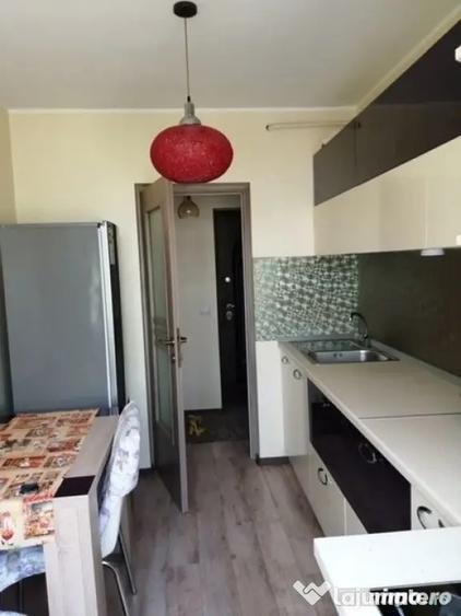 Apartament cu 2 camere decomandat în Titan