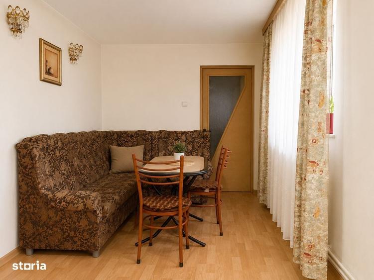 Casă cu 4 camere în Joița