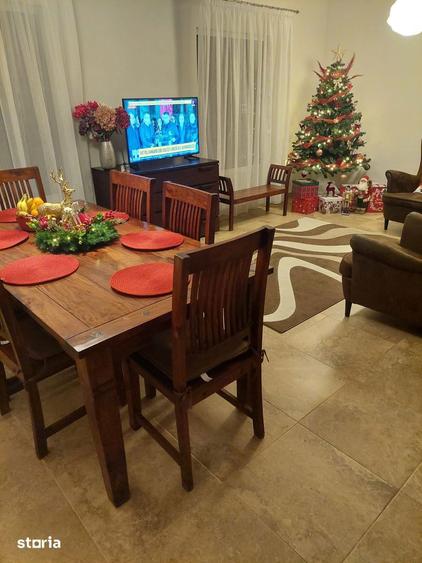 Casă cu 4 camere cu Teren 362 Mp în Săbăreni
