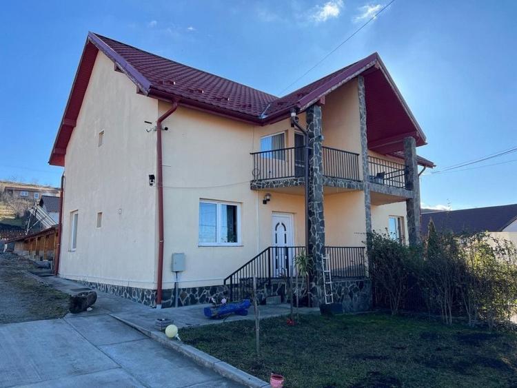 Casă individuală cu 3 camere cu Canalizare în Exterior Nord