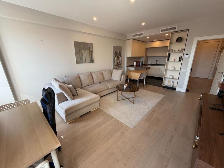 Apartament cu 2 camere decomandat, mobilat în Pipera