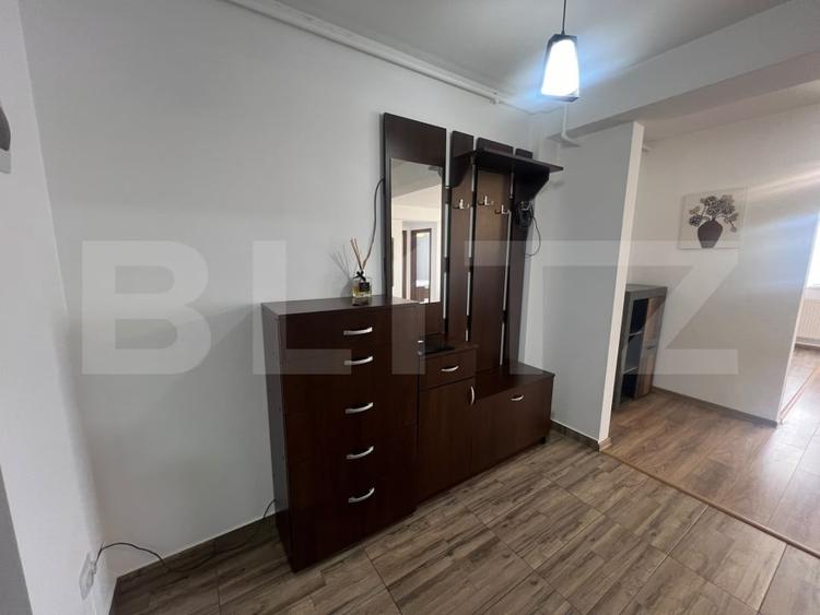 Apartament cu 3 camere, 69 mp, parcare, zona Florilor - 13