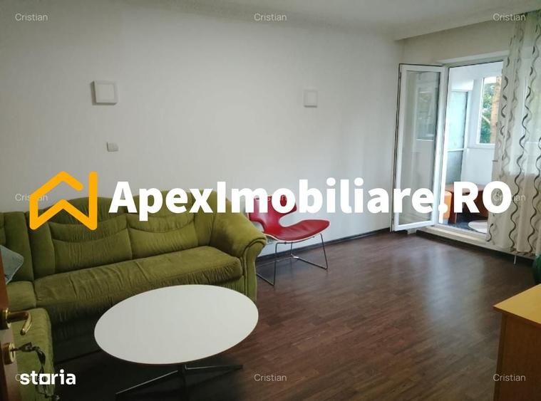 Apartament cu 3 camere decomandat în Pantelimon
