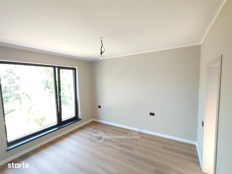 Casă cu 4 camere în Balciu