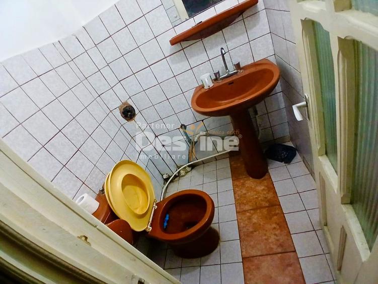 Apartament cu 4 camere semidecomandat, mobilat în Bahne