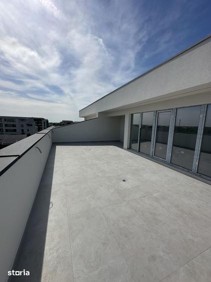 Apartament pent-house 4 camere, terasa ?i lift - 10