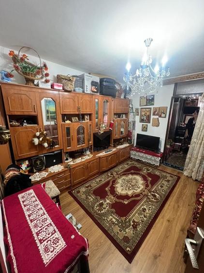 Garsonieră semidecomandată în Nicolina