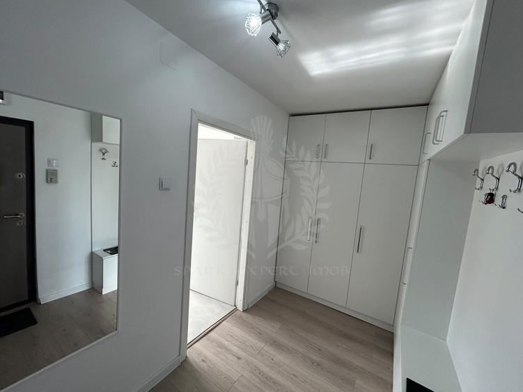 Apartament cu 2 camere semidecomandat, mobilat în Gheorghe Doja