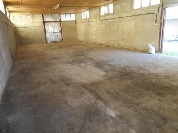 Spațiu comercial, de 250 mp, în Ineu