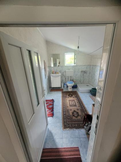 Casă cu 3 camere în Stâlpu