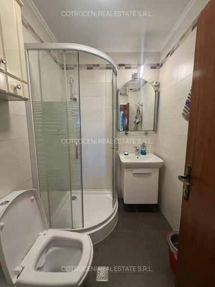 Apartament cu 3 camere semidecomandat în Alba Iulia