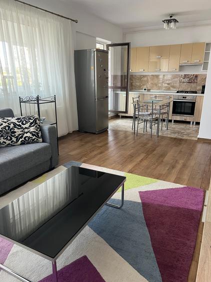 Apartament cu 2 camere decomandat în Fundeni