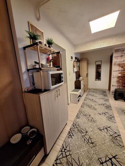 Apartament cu 2 camere decomandat, mobilat în Florești