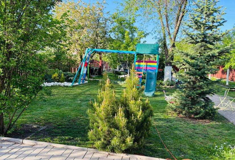 Casă individuală cu 5 camere cu Canalizare în Sânpetru