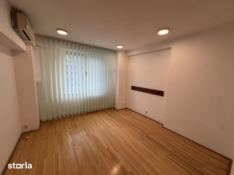 Spațiu comercial, de 84 mp, în Națiunile Unite
