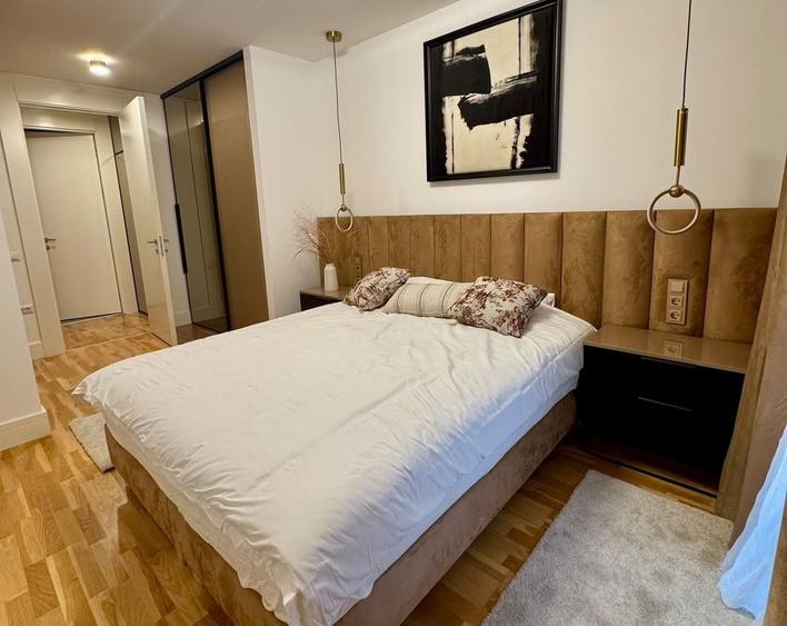 Apartament cu 2 camere semidecomandat, mobilat în Barbu Văcărescu
