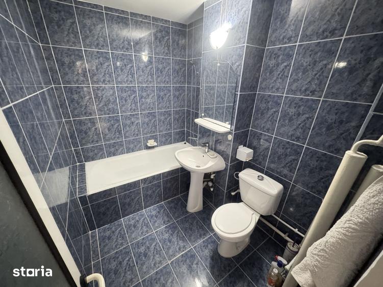 Apartament cu 3 camere decomandat în Tăbăcărie