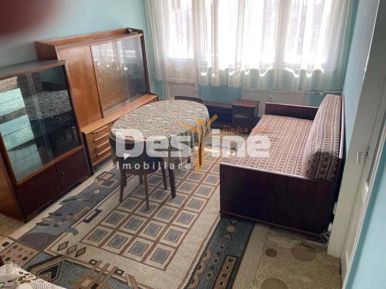 Apartament cu 2 camere decomandat în Sud