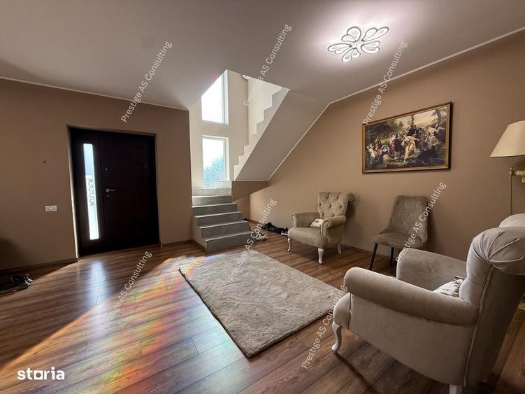 Casă cu 4 camere în Ghiroda