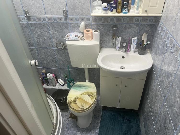 Garsonieră decomandată în UMT